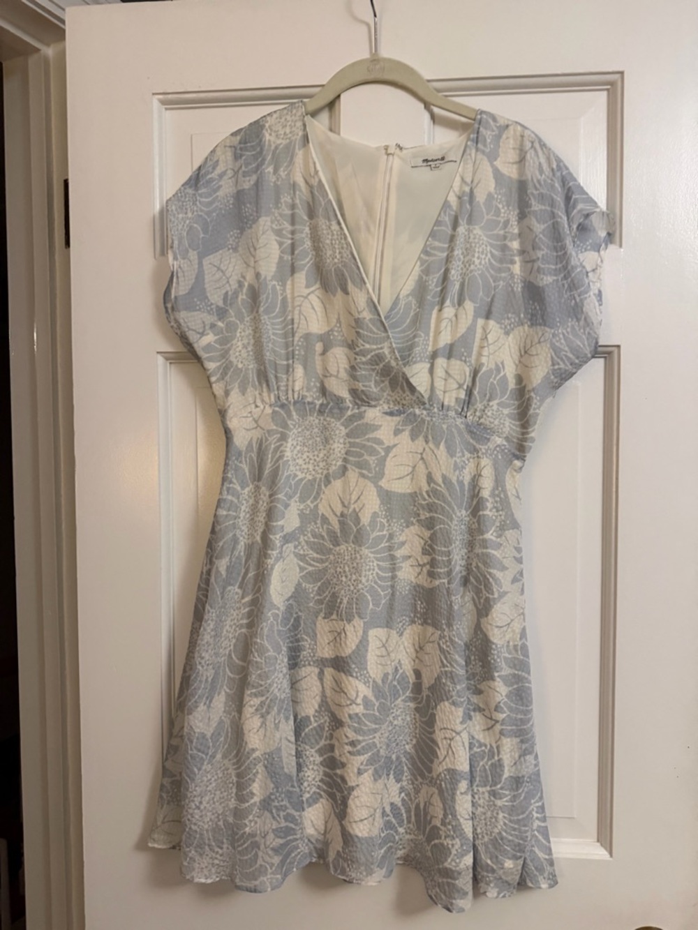 Madewell grey and white floral dress